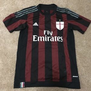 AC Milan home jersey (Carlos Becca)